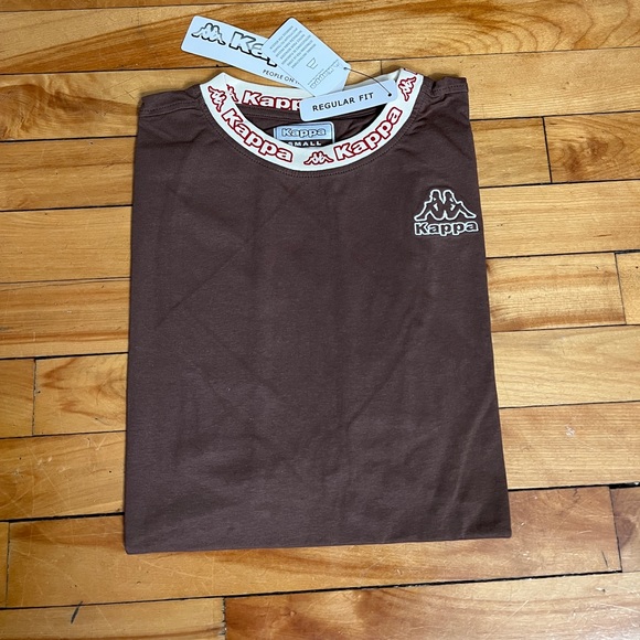 ♠️5/$100♠️ 💯 Authentic kappa t-shirt collections - Picture 2 of 2